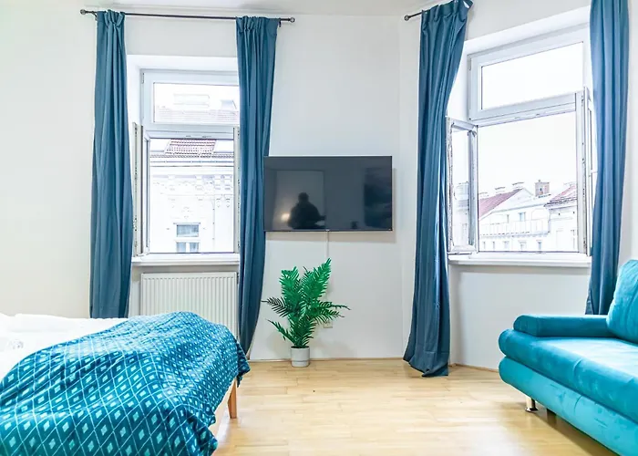 Apartment Affordable 2br Near Wiener Stadthalle *
