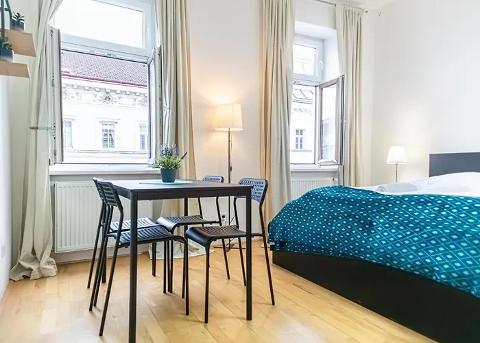 Affordable 2br Near Wiener Stadthalle Apartment Wien