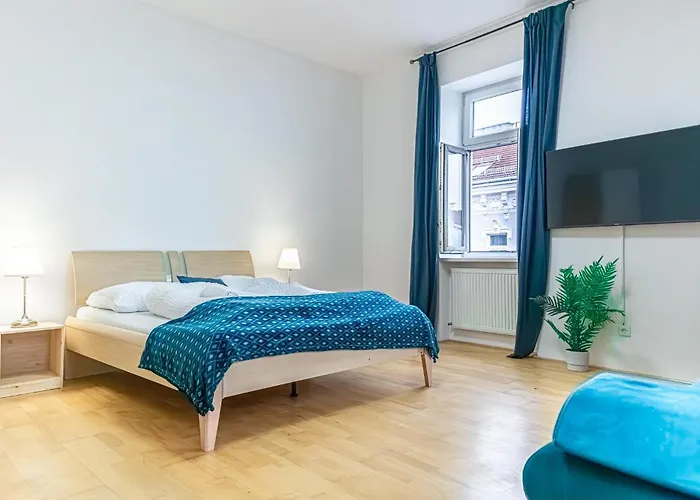Apartment Affordable 2br Near Wiener Stadthalle